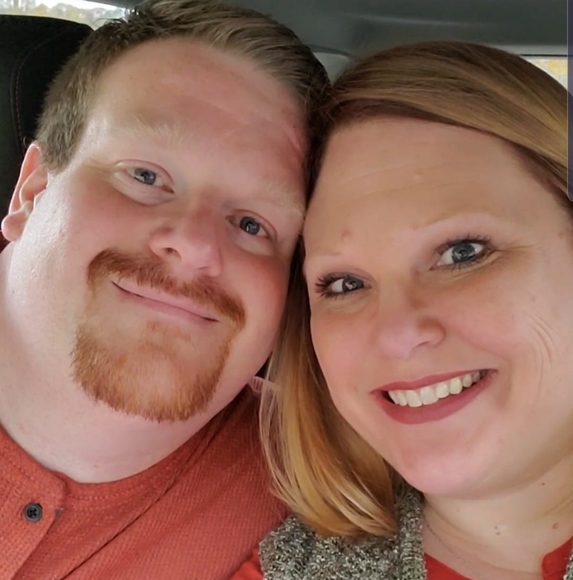 Meet your Posher, Laura - Picture 1 of 1